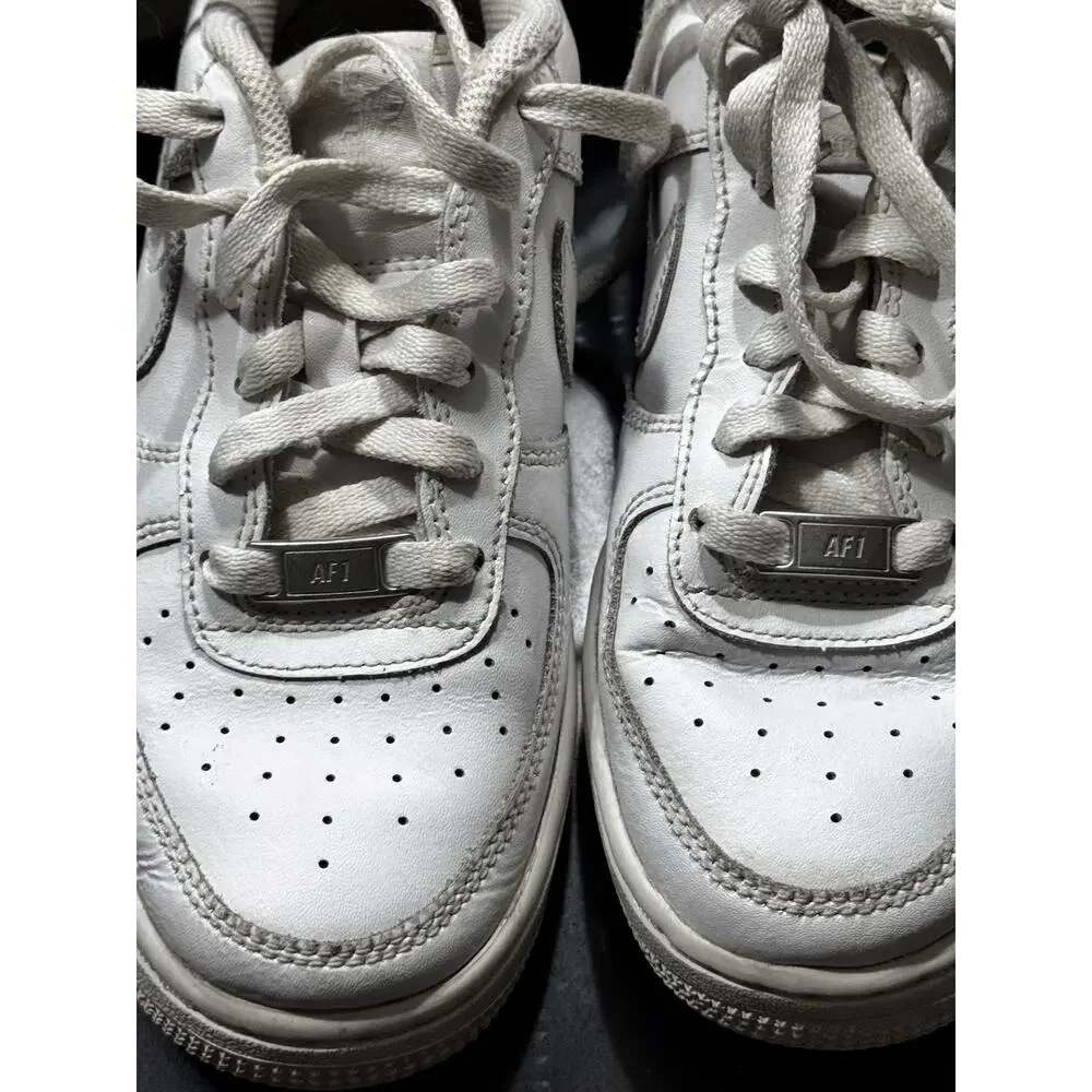 Nike Air Force 1 Low (GS) Youth's Sz 4Y Sneakers Triple‎ White